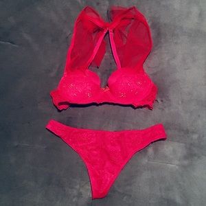 32A Special Edition Red Bow Victoria’s Secret Bra
